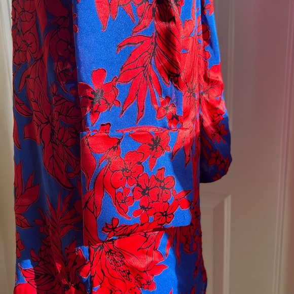 Alice and Olivia Silk Burn Out Dress - Picture 4 of 8